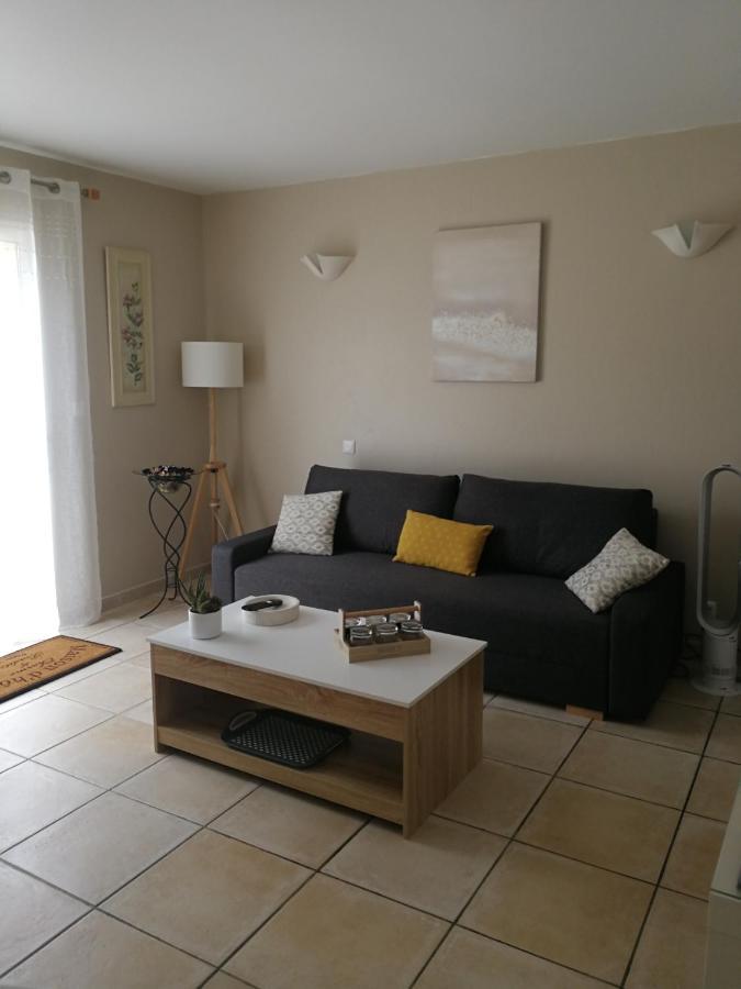 Au Doux Repos Bed & Breakfast Lucbardez-et-Bargues Exterior photo